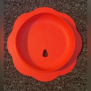 Tupperware stay put red base for toddler feeding set